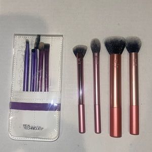 Real Techniques Brushes NEW‎